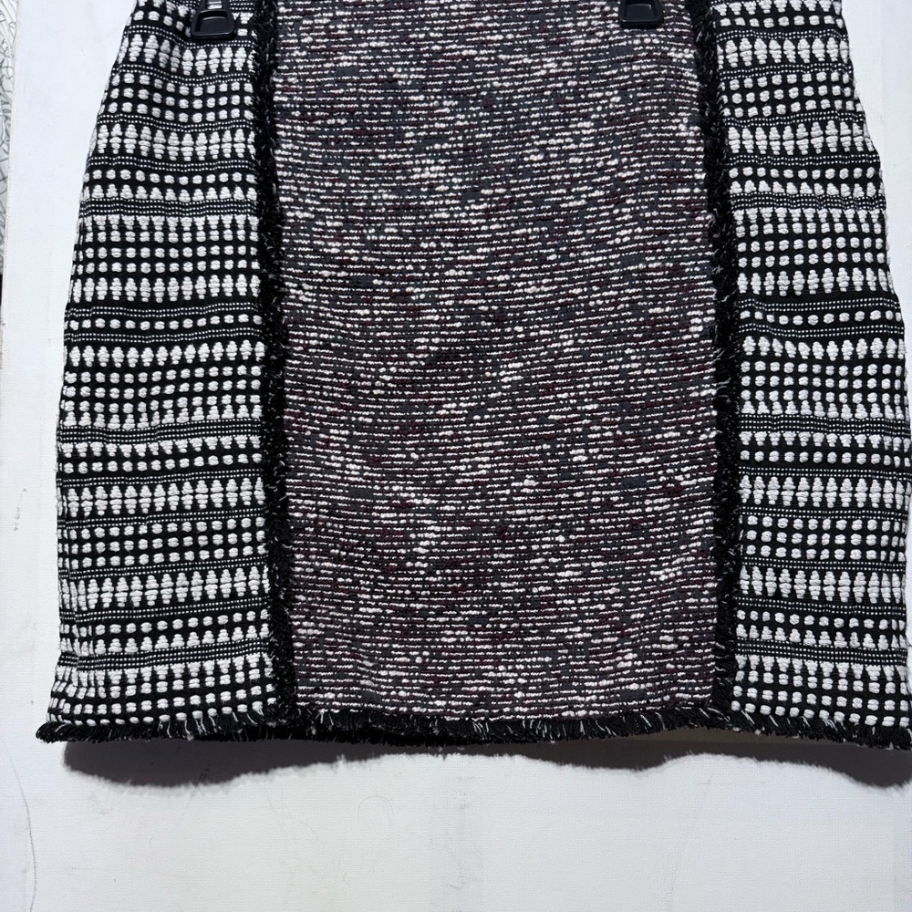 Chic Black and White Tweed Skirt
